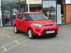 Red Used 2014 Kia Soul SUV | £5,495 (Expensive)