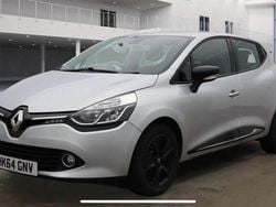 Silver Used 2014 Renault Clio IV Dynamique Hatchback | £2,995 (Super price)