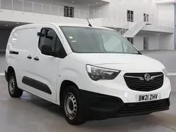 White Used 2021 Vauxhall Combo MPV | £8,875 (Good price)