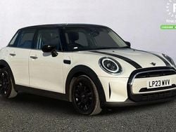 White Used 2022 Mini Cooper Classic Hatchback | £16,699 (Good price)