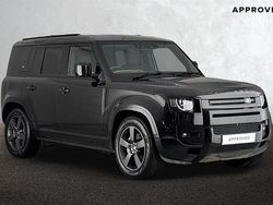Santorini black Used 2024 Land Rover Defender HSE Dynamic Estate | £66,650 (Good price)