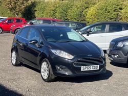 Black Used 2015 Ford Fiesta Titanium Hatchback | £3,699 (Good price)