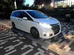 White Used 2025 Honda Odyssey MPV | £14,495