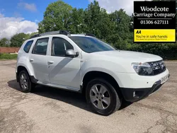 White Used 2015 Dacia Duster Lauréate SUV | £5,795 (Fair price)
