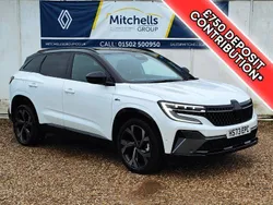 White with black roof Used 2024 Renault Austral Techno Esprit Alpine SUV | £26,495 (Fair price)