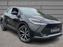 Eclipse black New 2025 Toyota C-HR Design SUV | £33,500 (A bit pricey)