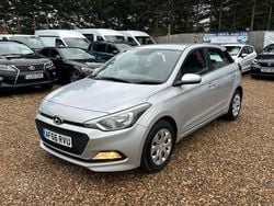 Silver Used 2016 Hyundai i20 Hatchback | £6,450 (Good price)