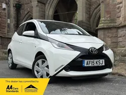 White Used 2015 Toyota Aygo X-play Hatchback | £4,495 (Fair price)