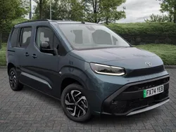 Metallic aquamarine New 2024 Toyota Proace Verso City Estate | £32,985 (Fair price)