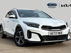 White Used 2023 Kia XCeed SUV | £17,295 (Fair price)