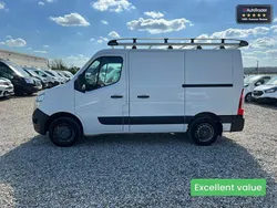 White Used 2017 Nissan NV400 SE Van | £7,649 (Expensive)