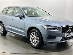 Blue Used 2019 Volvo XC60 Momentum SUV | £14,727 (Fair price)