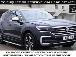 Black Used 2018 VW Touareg R-line SUV | £23,970 (Expensive)