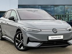 Moonstone grey Used 2025 VW ID.7 Pro Hatchback | £32,697 (Good price)