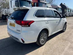 White Used 2019 Mitsubishi Outlander P-HEV Estate | £6,750