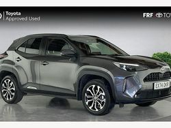 Used 2025 Toyota Yaris Hybrid Design Estate | £23,950 (Fair price)