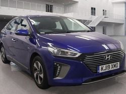 Blue Used 2019 Hyundai Ioniq Premium SE Hatchback | £11,490 (Fair price)