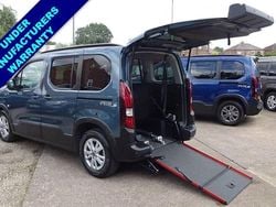 Blue New 2024 Peugeot Rifter Allure MPV | £19,995 (Fair price)