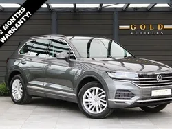 Grey Used 2019 VW Touareg SEL SUV | £26,995 (Fair price)