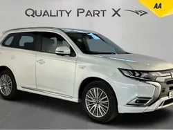 White Used 2019 Mitsubishi Outlander P-HEV Estate | £11,200 (Good price)