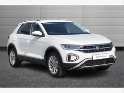 Pure white Used 2025 VW T-Roc Style SUV | £28,250 (Fair price)