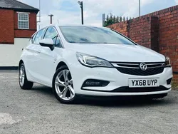 White Used 2018 Vauxhall Astra SRi Hatchback | £6,395 (Fair price)