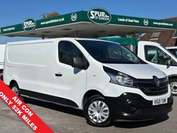 White Used 2021 Renault Trafic Business Van | £11,995 (Good price)