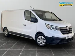 White Used 2022 Renault Trafic Business Van | £12,495 (Good price)
