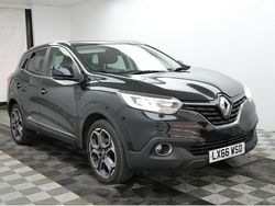 Black Used 2016 Renault Kadjar Dynamique SUV | £5,999 (Fair price)