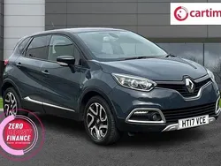 Blue/black Used 2017 Renault Captur Signature SUV | £7,531 (Fair price)