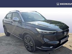 Crystal black Used 2025 Honda HR-V Advance SUV | £29,498 (Expensive)