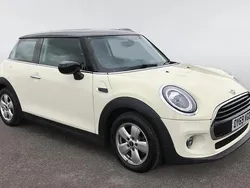 White Used 2019 Mini Cooper Classic Hatchback | £10,498 (Good price)