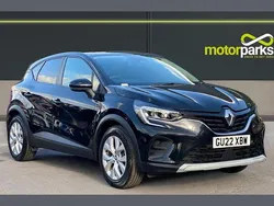 Black Used 2022 Renault Captur Iconic SUV | £15,500 (Fair price)