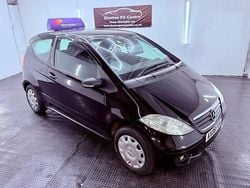 Black Used 2008 Mercedes A150 Classic Hatchback | £1,499 (Fair price)