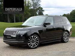 Black Used 2019 Land Rover Range Rover Vogue SE SUV | £35,948 (A bit pricey)