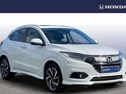 Platinum white Used 2020 Honda HR-V EX SUV | £19,422 (Fair price)