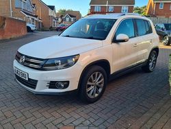 White Used 2012 VW Tiguan SE SUV | £4,695 (Good price)