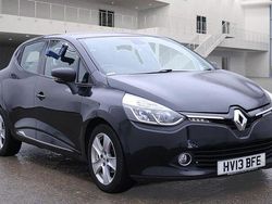 Black Used 2013 Renault Clio IV Dynamique Hatchback | £2,899 (Good price)