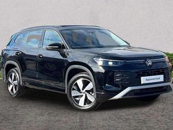 Black Used 2025 VW Tayron Life SUV | £39,995 (Fair price)