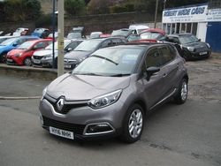 Grey black Used 2016 Renault Captur Dynamique SUV | £5,495 (Fair price)