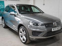 Grey Used 2017 VW Touareg R-line Plus SUV | £17,295 (Good price)