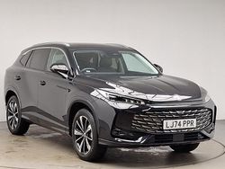 Black Used 2025 MG HS Trophy SUV | £20,998 (Expensive)