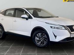 White Used 2022 Nissan Qashqai Acenta Premium SUV | £13,995 (Good price)