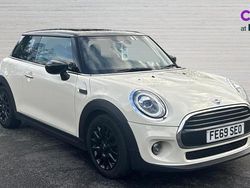 White Used 2019 Mini Cooper Classic Hatchback | £9,495 (Good price)