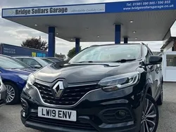 Black Used 2019 Renault Kadjar Iconic SUV | £10,650 (Fair price)