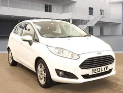 White Used 2013 Ford Fiesta Zetec Hatchback | £3,295 (Fair price)