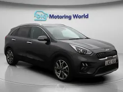 Grey Used 2022 Kia Niro 3 SUV | £14,400 (Good price)