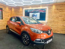 Orange Used 2014 Renault Captur Dynamique SUV | £3,990 (Fair price)