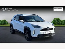 White Used 2023 Toyota Yaris Hybrid Design Hatchback | £20,194 (Expensive)