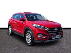 Red Used 2017 Hyundai Tucson SE SUV | £8,490 (Fair price)